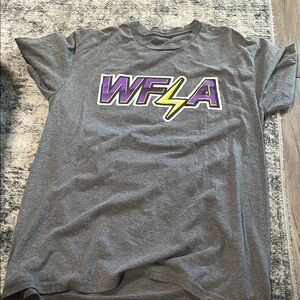 Gray WFLA Graphic T-Shirt Size medium
